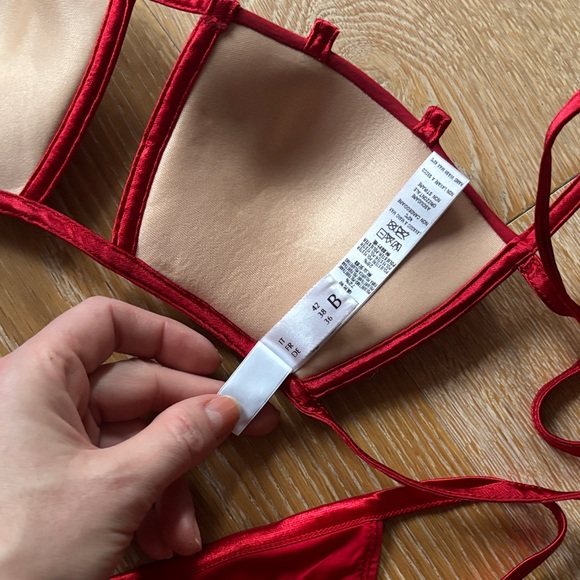 La Perla Graphique Red Intimates Set Poolside - Picture 5 of 6